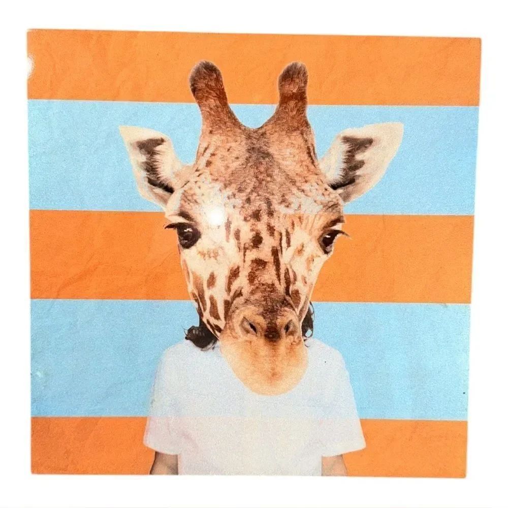 Portrait of a Giraffe Digital Art on Aluminum by Brian Tenbarge Wall Décor EUC